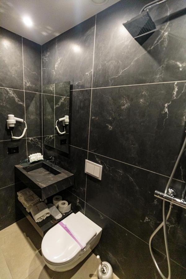 Real Hotel 4*