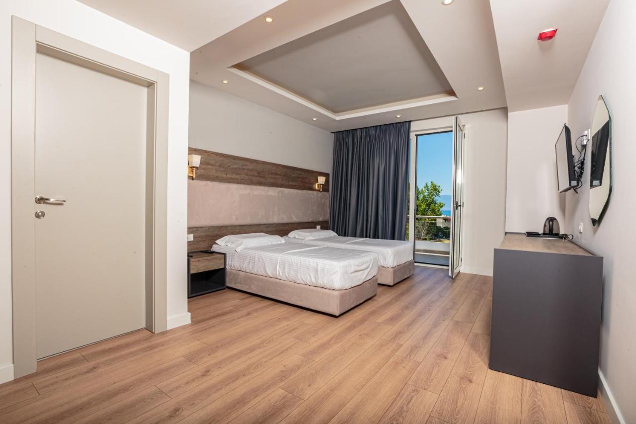 Real Hotel 4*