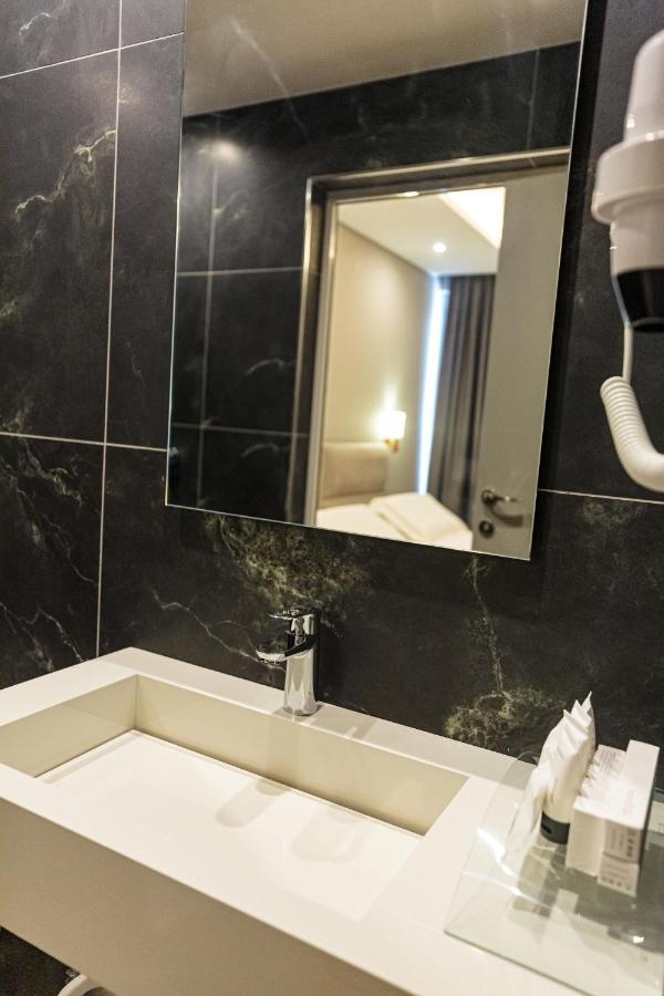 Hotel Real